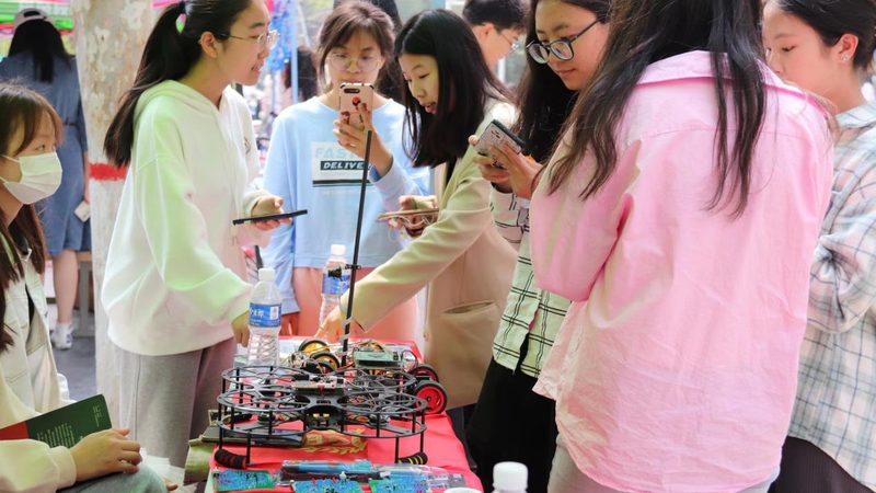 搜索引擎知识图谱构建：揭秘背后的关键技术